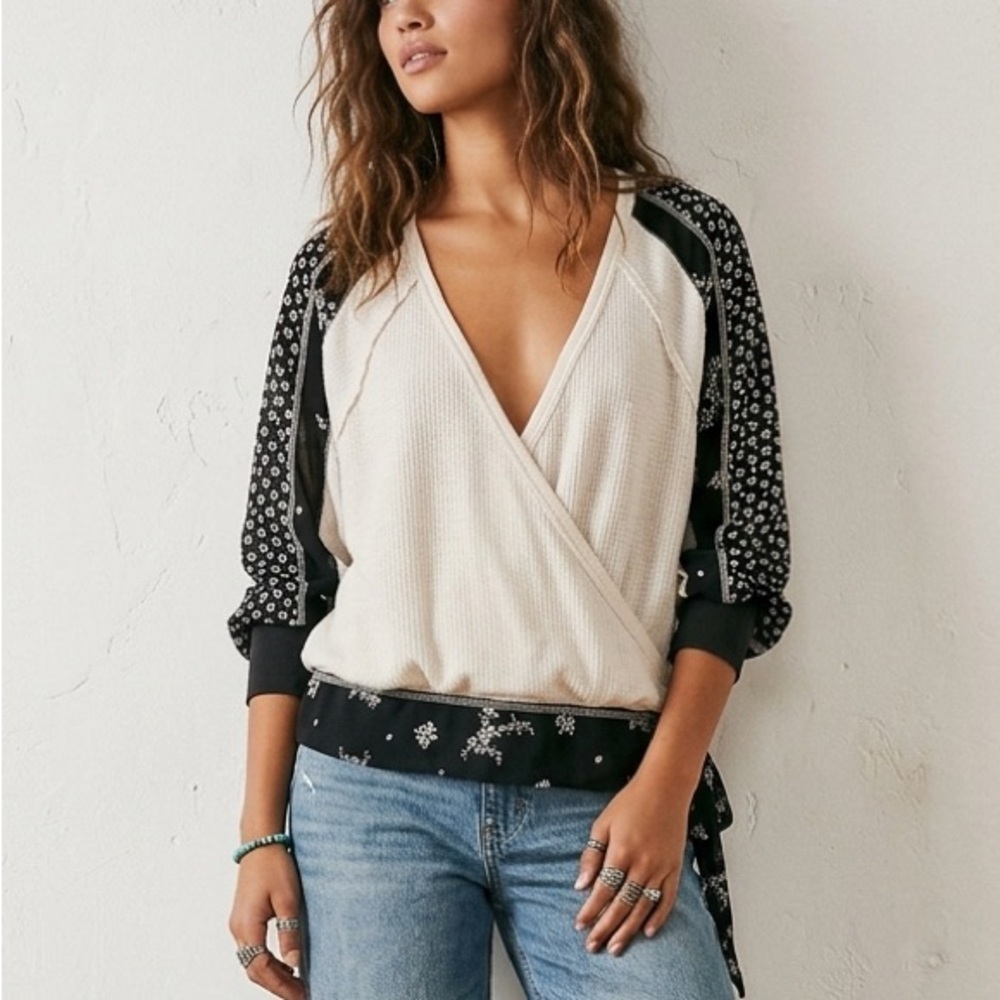 Free People Auxton Black & White Wrap Top Sz M